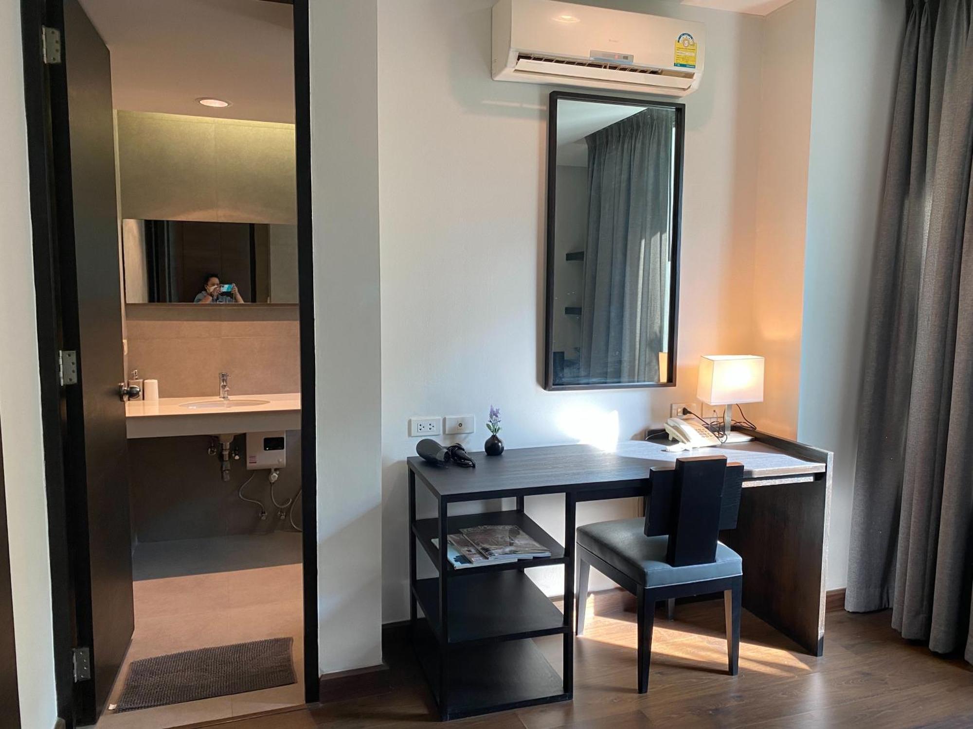 Cgcasa Hotel Bangkok Room photo